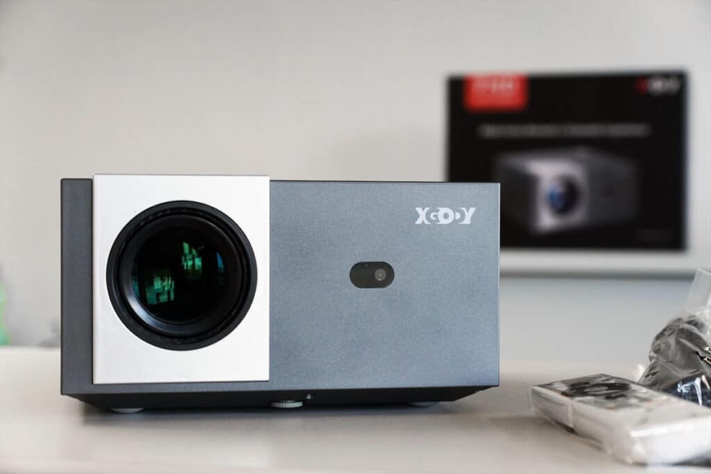 Heimkino zum Sparpreis: Der XGODY Sail 2 Beamer im Check